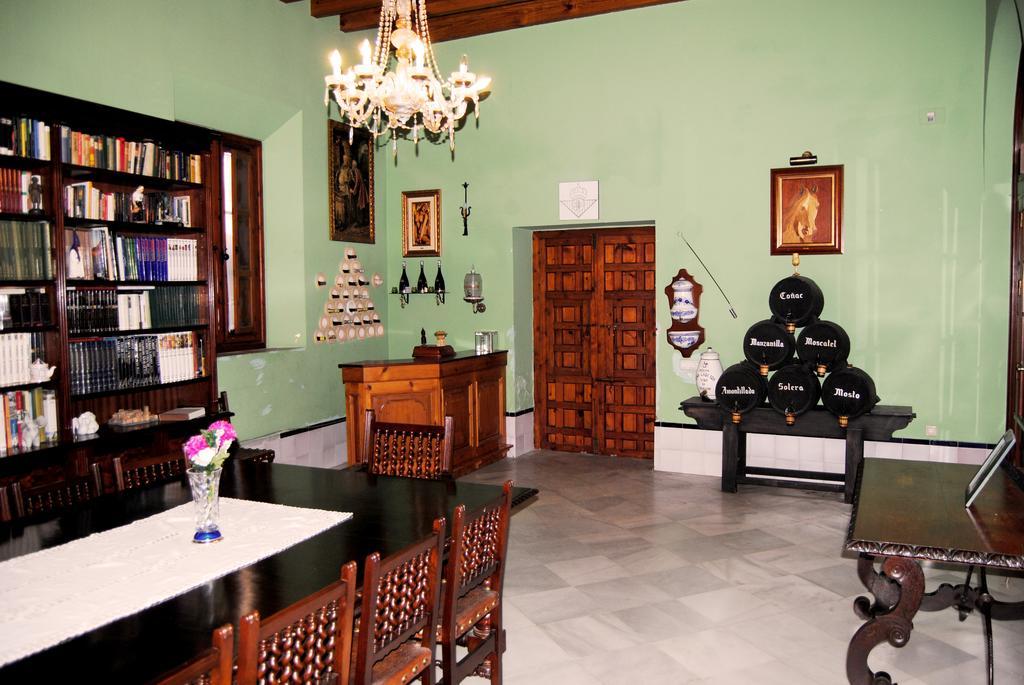 Casa Palacio Siglo Xviii * Séville